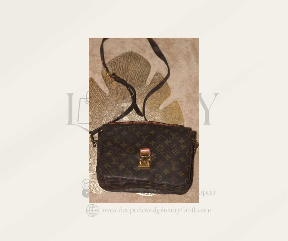 Louis Vuitton Pochette Métis — Monogram Canvas Crossbody