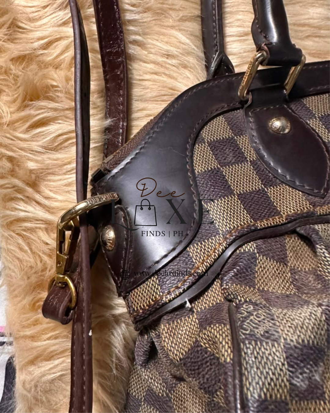 LV Trevi PM - detachable shoulder strap