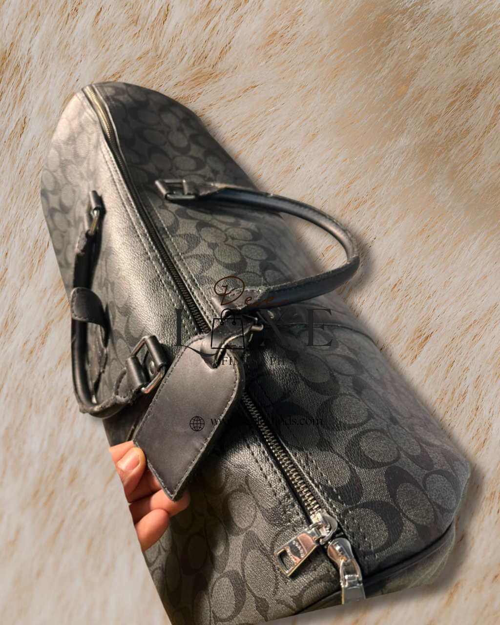 Coach Mini Duffle - zipper detail