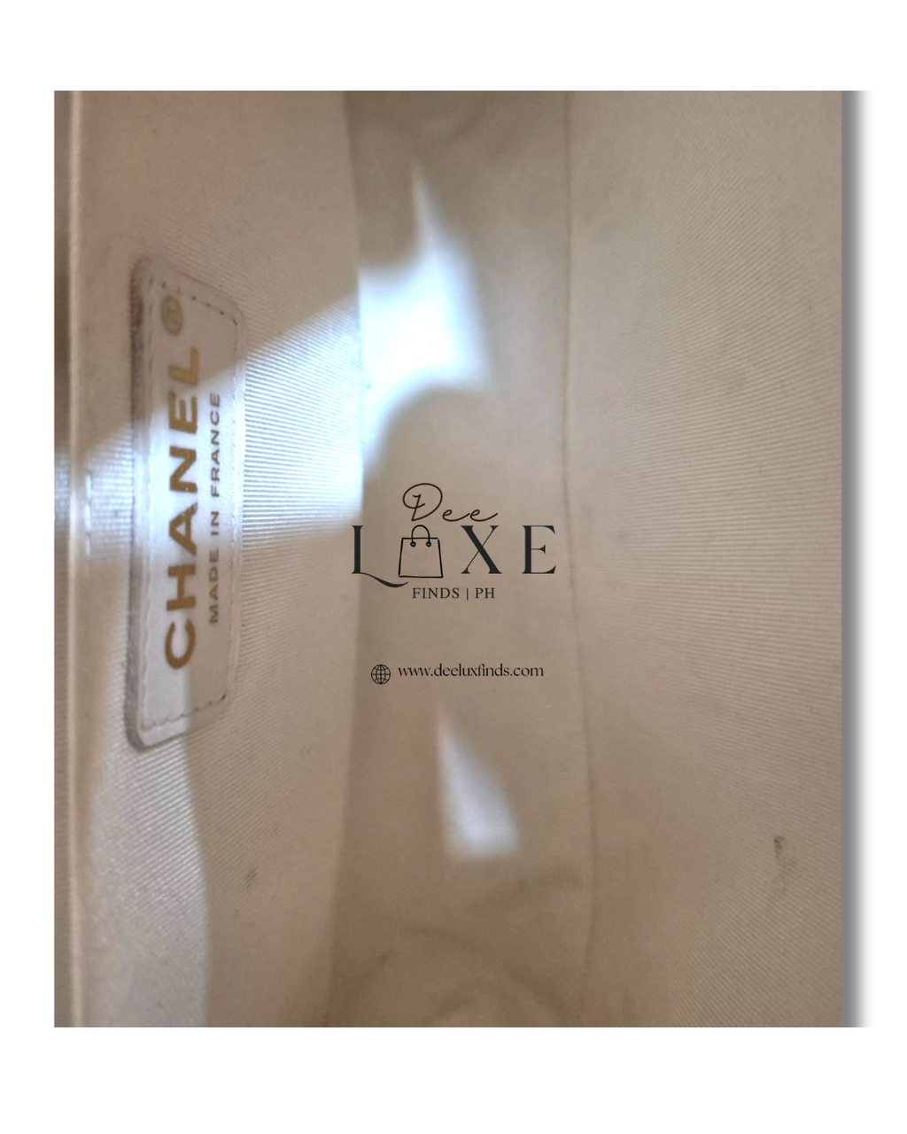 Chanel Boy Medium White - interior CHANEL Made in France serial plate