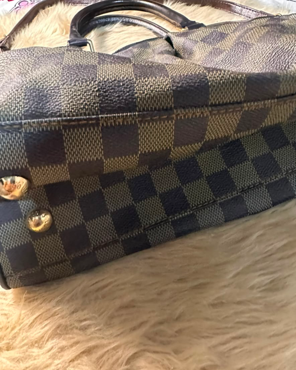 LV Trevi PM - handle wear detail