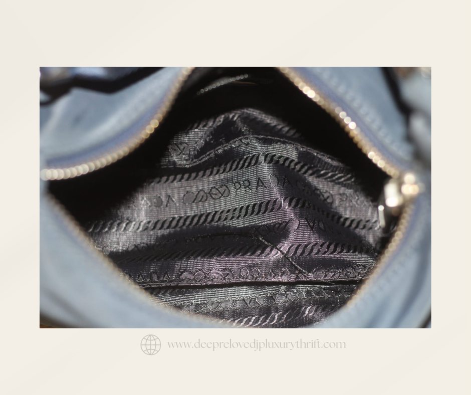 Prada Re-Edition 2005 Re-Nylon Bag — Navy Blue with Detachable Pouch